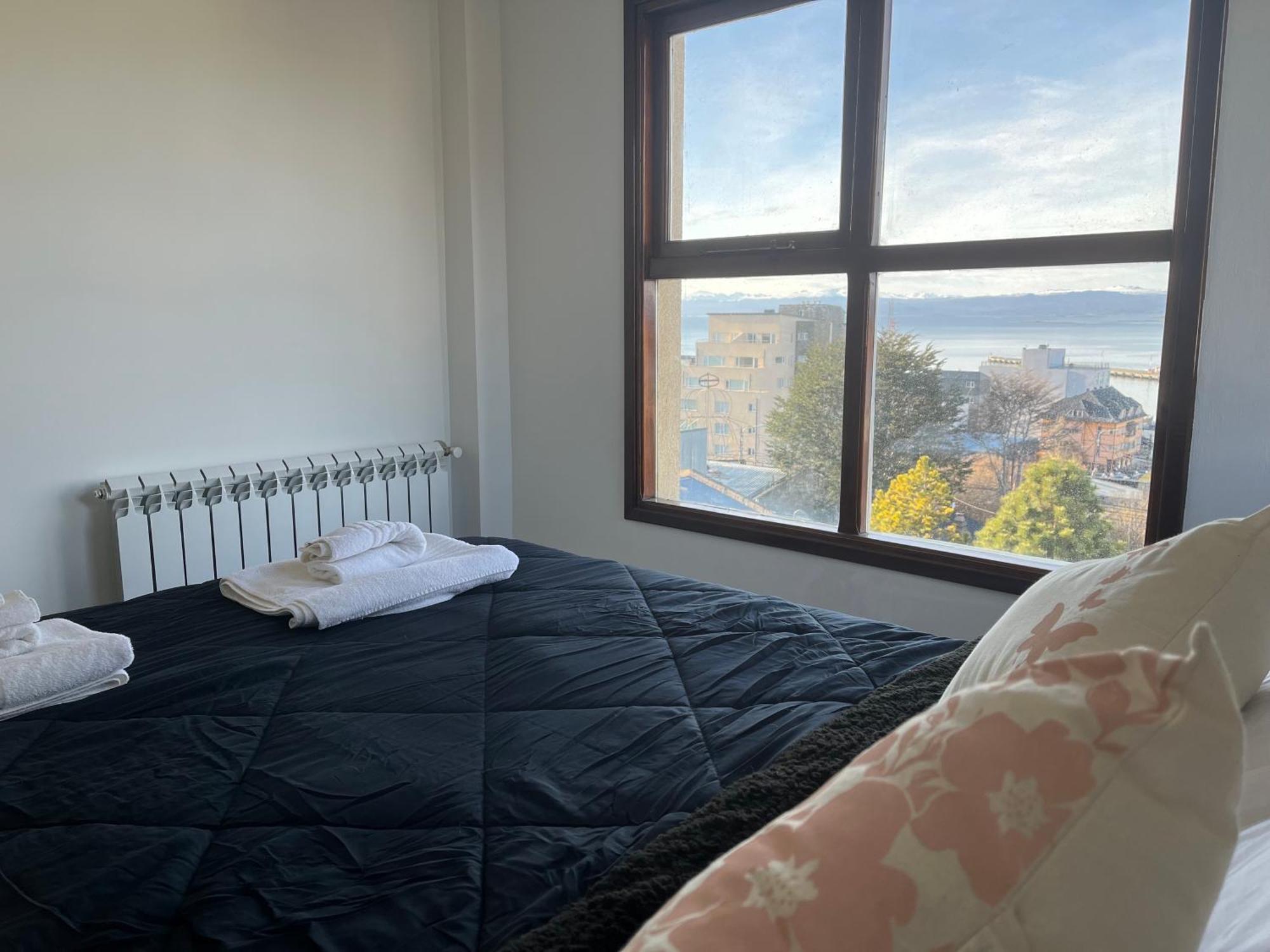 Connect Point 1 Apartment *